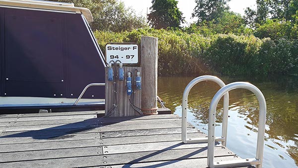 Jachthaven Otto - Stroomvoorziening ligplaatsen